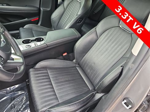 Used 2022 Genesis G70 3.3T image 15