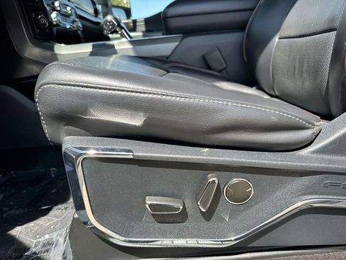 Used 2021 Ford F150 Lariat AWD/4WD image 16