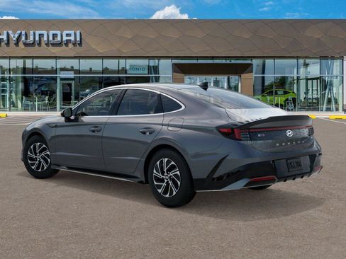 New 2026 Hyundai Sonata Blue FWD image 5