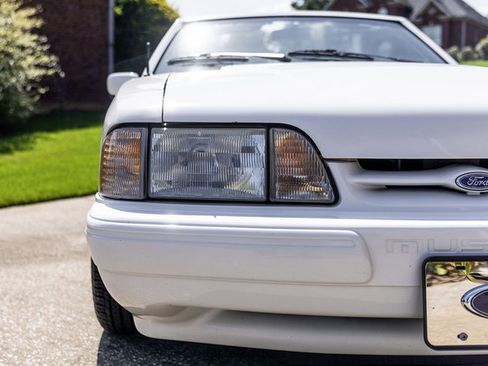 Used 1993 Ford Mustang LX RWD image 79