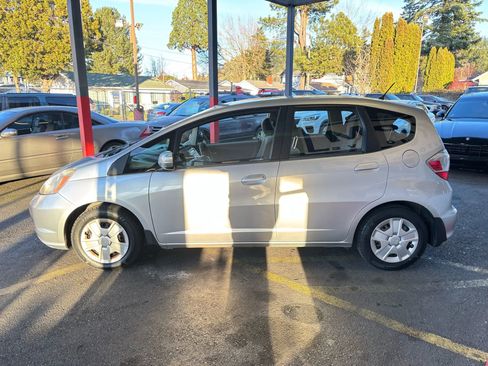 Used 2013 Honda Fit image 4