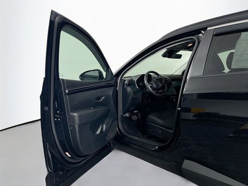 Used 2023 Hyundai Tucson SEL AWD/4WD image 17