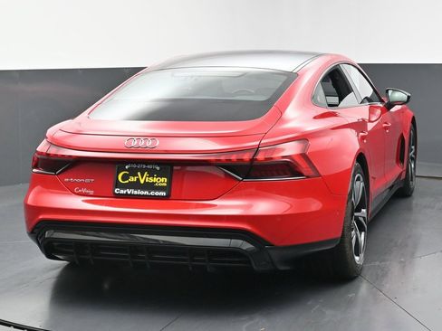 Used 2022 Audi e-tron GT Prestige w/ Prestige Package image 4
