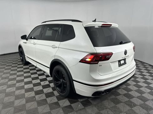 Used 2023 Volkswagen Tiguan SE R-Line AWD/4WD image 6