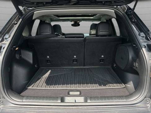 Used 2022 Jeep Cherokee Limited AWD/4WD image 27