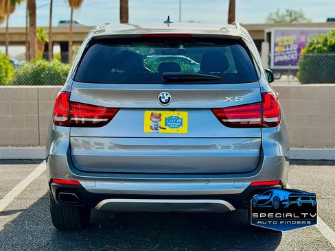 Used 2017 BMW X5 xDrive40e image 5