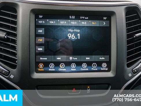 Used 2022 Jeep Cherokee Latitude Lux w/ Sun & Sound Group AWD/4WD image 42