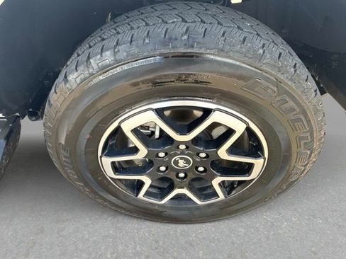 Used 2025 Ford Bronco Outer Banks AWD/4WD image 10