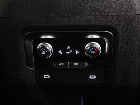 Used 2024 GMC Yukon XL SLE w/ Max Trailering Package image 17