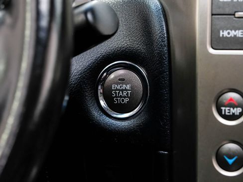 Used 2017 Lexus GX 460 image 19