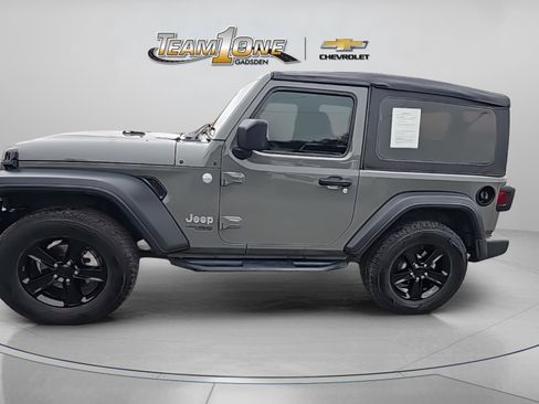 Used 2020 Jeep Wrangler Sport image 5