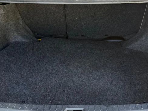 Used 2012 Toyota Corolla LE FWD image 9