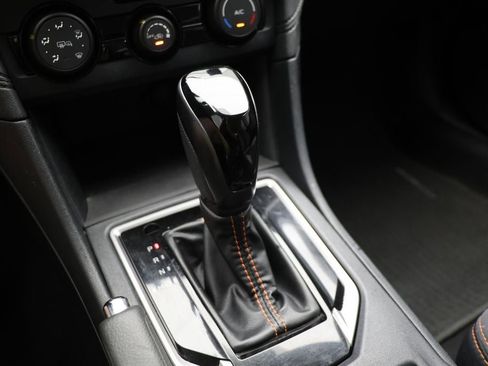 Used 2019 Subaru Crosstrek 2.0i Premium w/ Eyesight System image 24