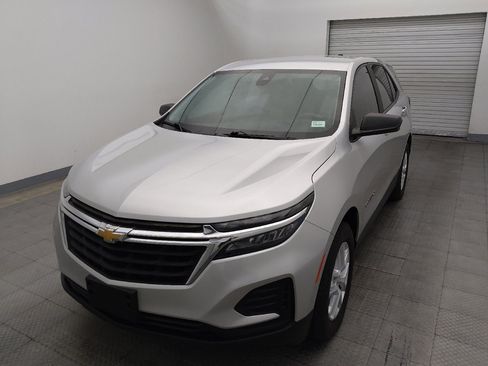 Used 2022 Chevrolet Equinox LS AWD/4WD image 15