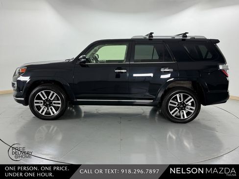 Used 2022 Toyota 4Runner Limited AWD/4WD image 9