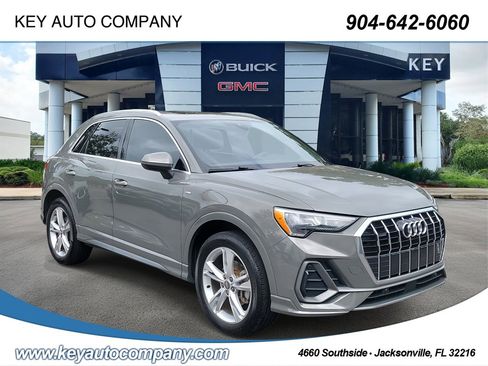 Used 2020 Audi Q3 2.0T Premium w/ Convenience Package image 1