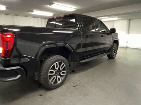 Certified 2024 GMC Sierra 1500 AT4 w/ Technology Package AWD/4WD image 8