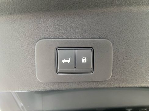 Used 2025 Nissan Murano SL w/ Cargo Package image 8