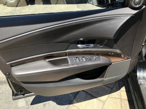 Used 2014 Acura RLX w/ Technology Package FWD image 10