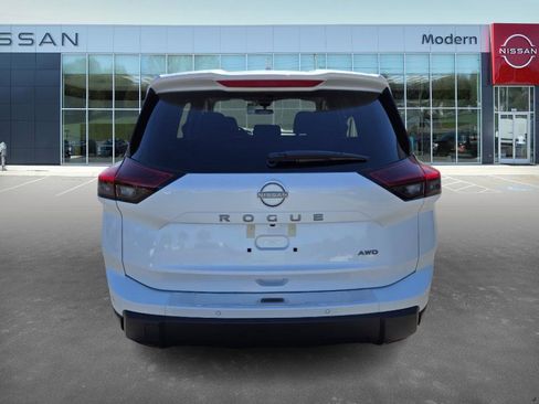 New 2026 Nissan Rogue SV image 6