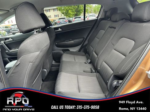 Used 2020 Kia Sportage LX AWD/4WD image 25