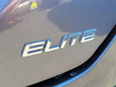 Certified 2023 Honda Pilot Elite image 8