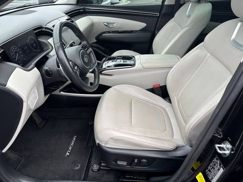 Used 2022 Hyundai Tucson Limited AWD/4WD image 17