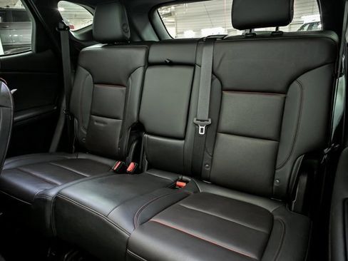 Used 2021 Chevrolet Blazer RS w/ Enhanced Convenience Package image 16