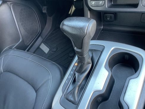 Used 2019 Chevrolet Colorado ZR2 AWD/4WD image 23