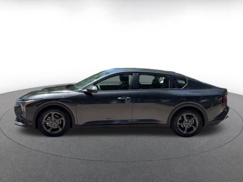 Used 2025 Kia K4 FWD image 8