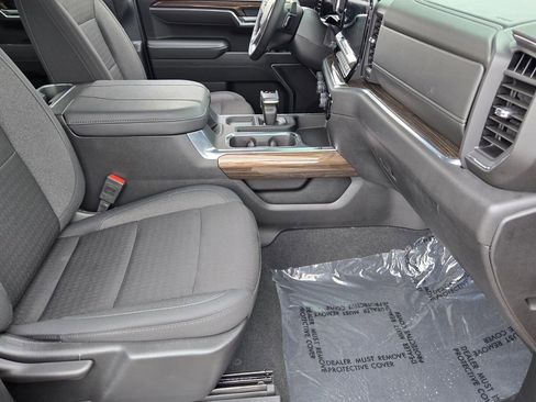 Used 2025 Chevrolet Silverado 1500 RST image 17