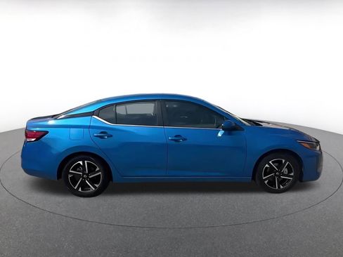 Used 2025 Nissan Sentra SV FWD image 15