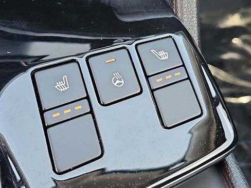 Certified 2023 Kia Sportage EX AWD/4WD image 16