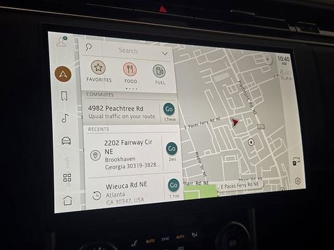 Used 2023 Land Rover Range Rover SE image 18