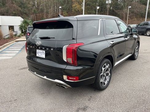 Used 2022 Hyundai Palisade Calligraphy image 3