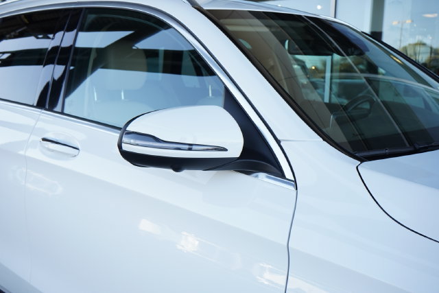 Used 2021 Mercedes-Benz GLC 300 4MATIC image 11