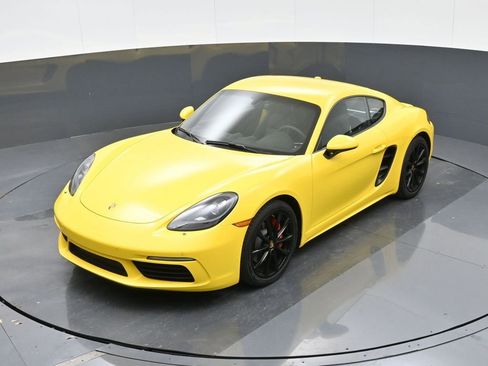 Certified 2024 Porsche 718 Cayman S w/ Premium Package image 26