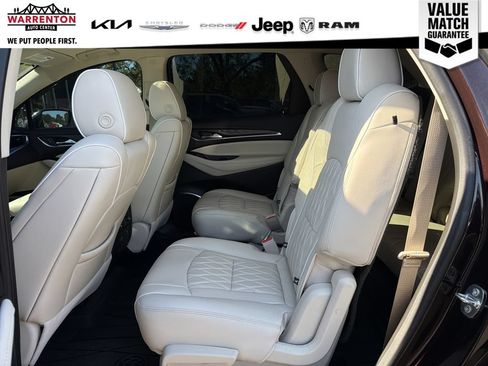 Used 2023 Buick Enclave Avenir w/ Avenir Technology Package AWD/4WD image 13