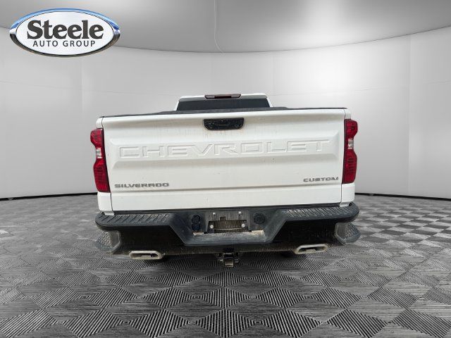 Used 2024 Chevrolet Silverado 1500 Custom Trail Boss AWD/4WD image 4
