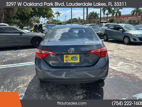 Used 2018 Toyota Corolla LE FWD image 10