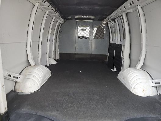 Used 2020 Chevrolet Express 2500 RWD image 7