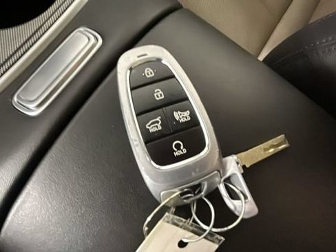 Used 2023 Hyundai Santa Fe SEL w/ Premium Package AWD/4WD image 20