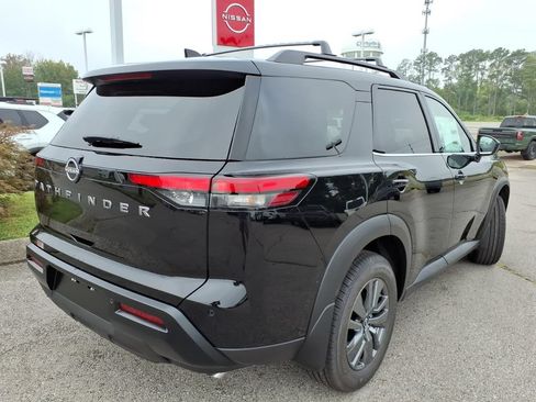 New 2026 Nissan Pathfinder SV FWD image 3