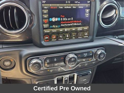 Used 2022 Jeep Wrangler Unlimited Rubicon w/ Trailer Tow Package AWD/4WD image 24