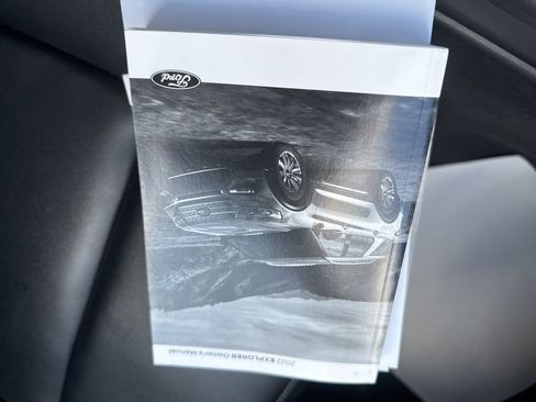 Certified 2022 Ford Explorer XLT w/ Equipment Group 202A AWD/4WD image 26