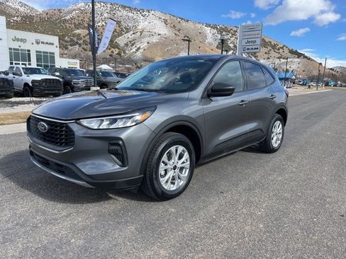 Used 2025 Ford Escape Active image 8