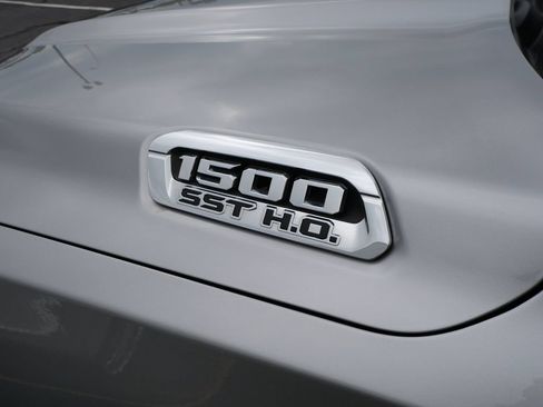Used 2025 RAM 1500 Limited AWD/4WD image 16