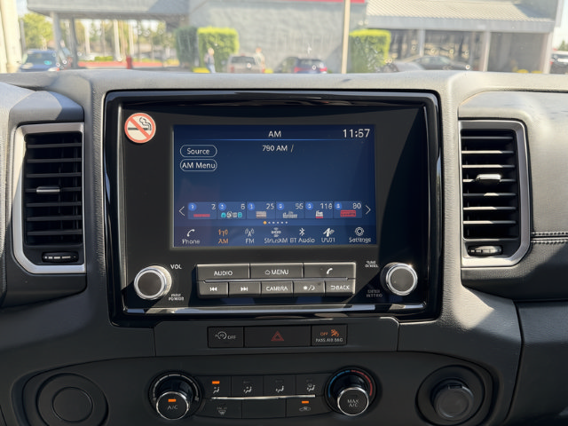 Used 2024 Nissan Frontier SV RWD image 20