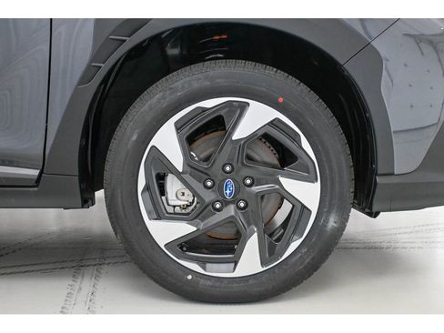 New 2025 Subaru Crosstrek 2.5i Limited w/ Crosstrek Mirror Package image 8