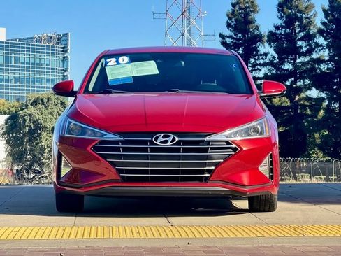 Used 2020 Hyundai Elantra SEL FWD image 2